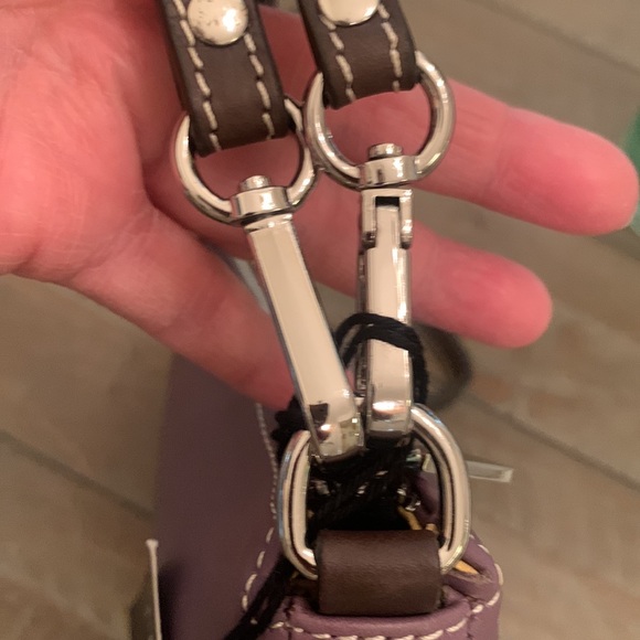 NWT, Claudia Firenze Italian leather Demi crossbody in plum . - Picture 10 of 12